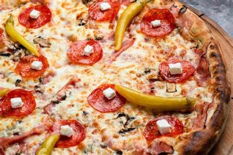 Caribic Pizza .
